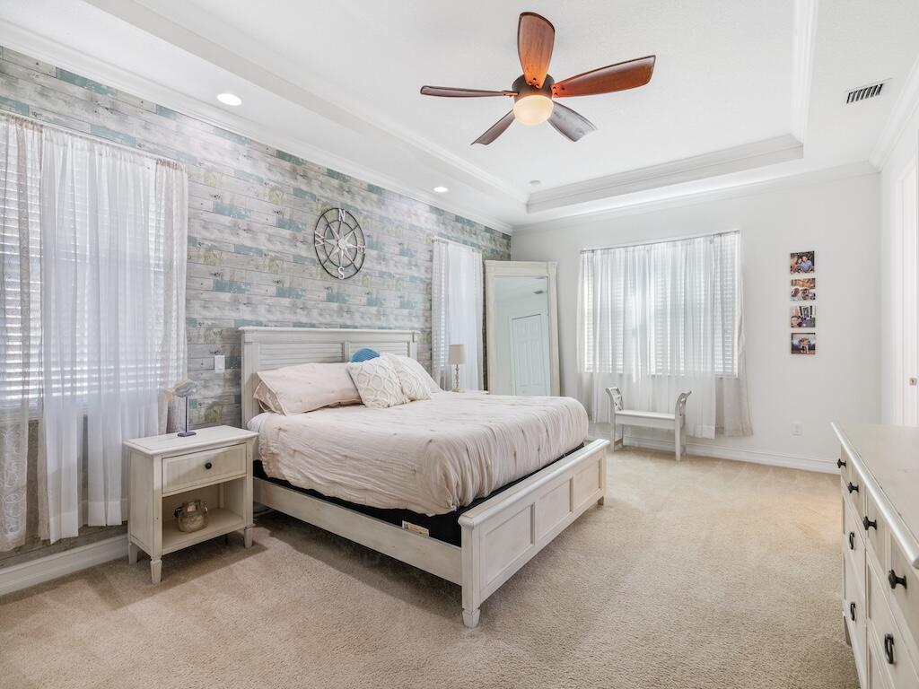 ST ANDREWS TOWNHOMES REPLAT NO 1 - Residential