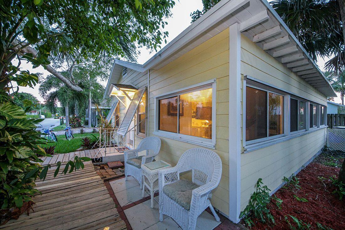 View photos, virtual tours, details... 1907 Parker Avenue