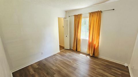 Tiny photo for 4807 SABLE PINE Circle #B1, West Palm Beach, FL 33417 (MLS # B26054448)