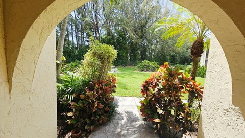 Tiny photo for 4807 SABLE PINE Circle #B1, West Palm Beach, FL 33417 (MLS # B26054448)