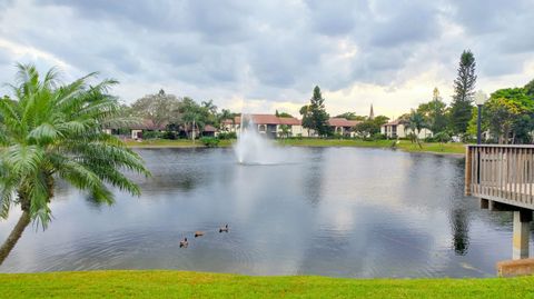 Tiny photo for 4807 SABLE PINE Circle #B1, West Palm Beach, FL 33417 (MLS # B26054448)