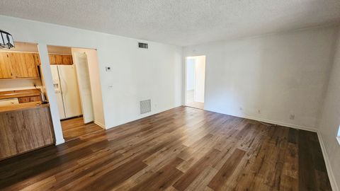 Tiny photo for 4807 SABLE PINE Circle #B1, West Palm Beach, FL 33417 (MLS # B26054448)