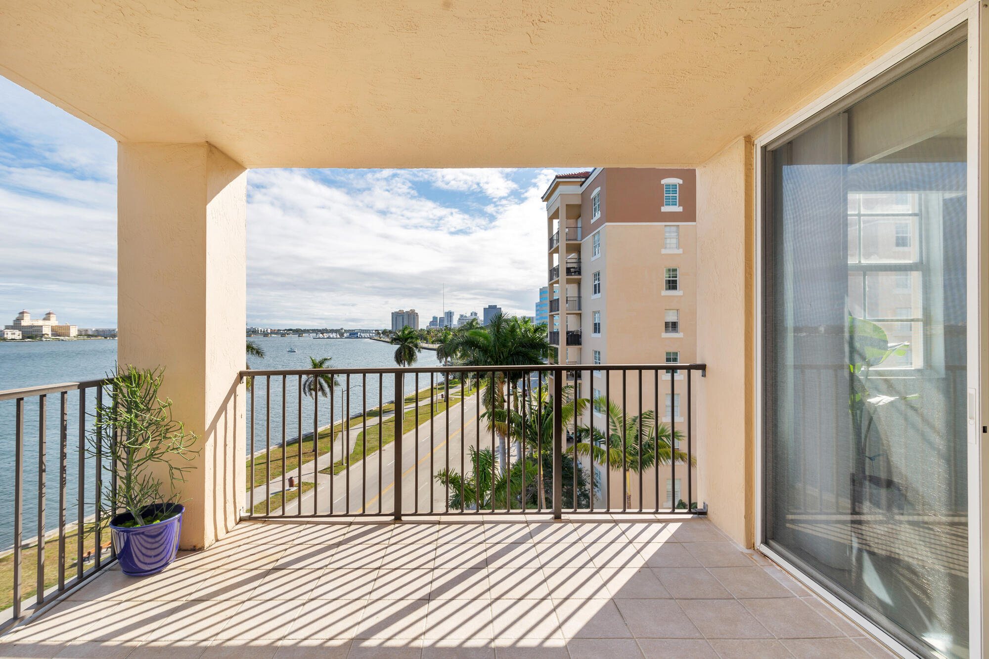 Flagler Pointe - Residential