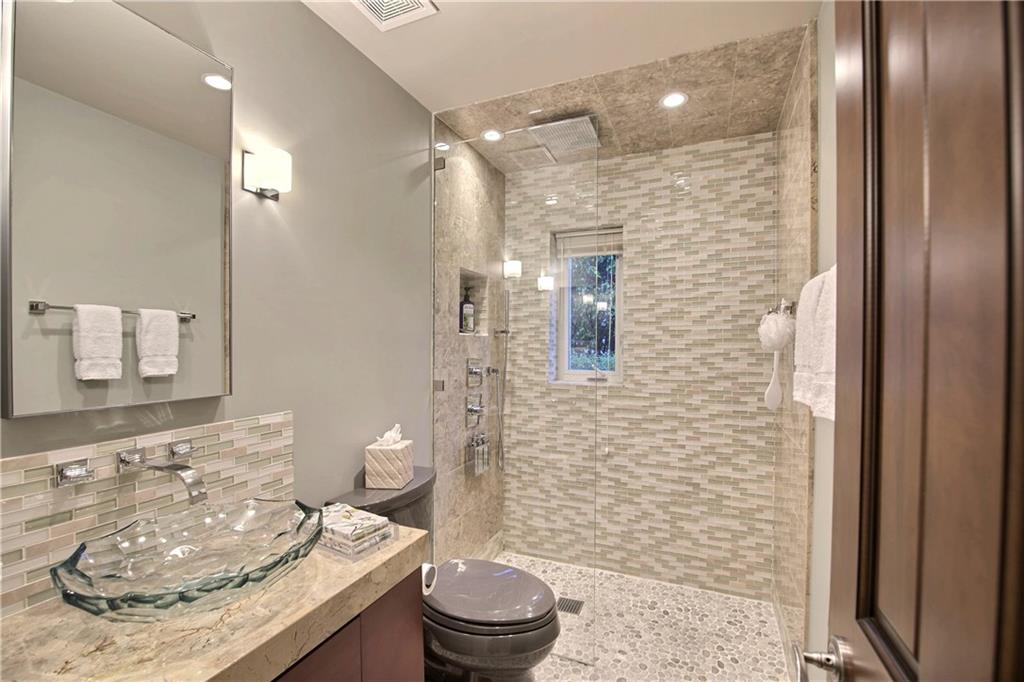 CORAL RIDGE COUNTRY CLUB - Residential