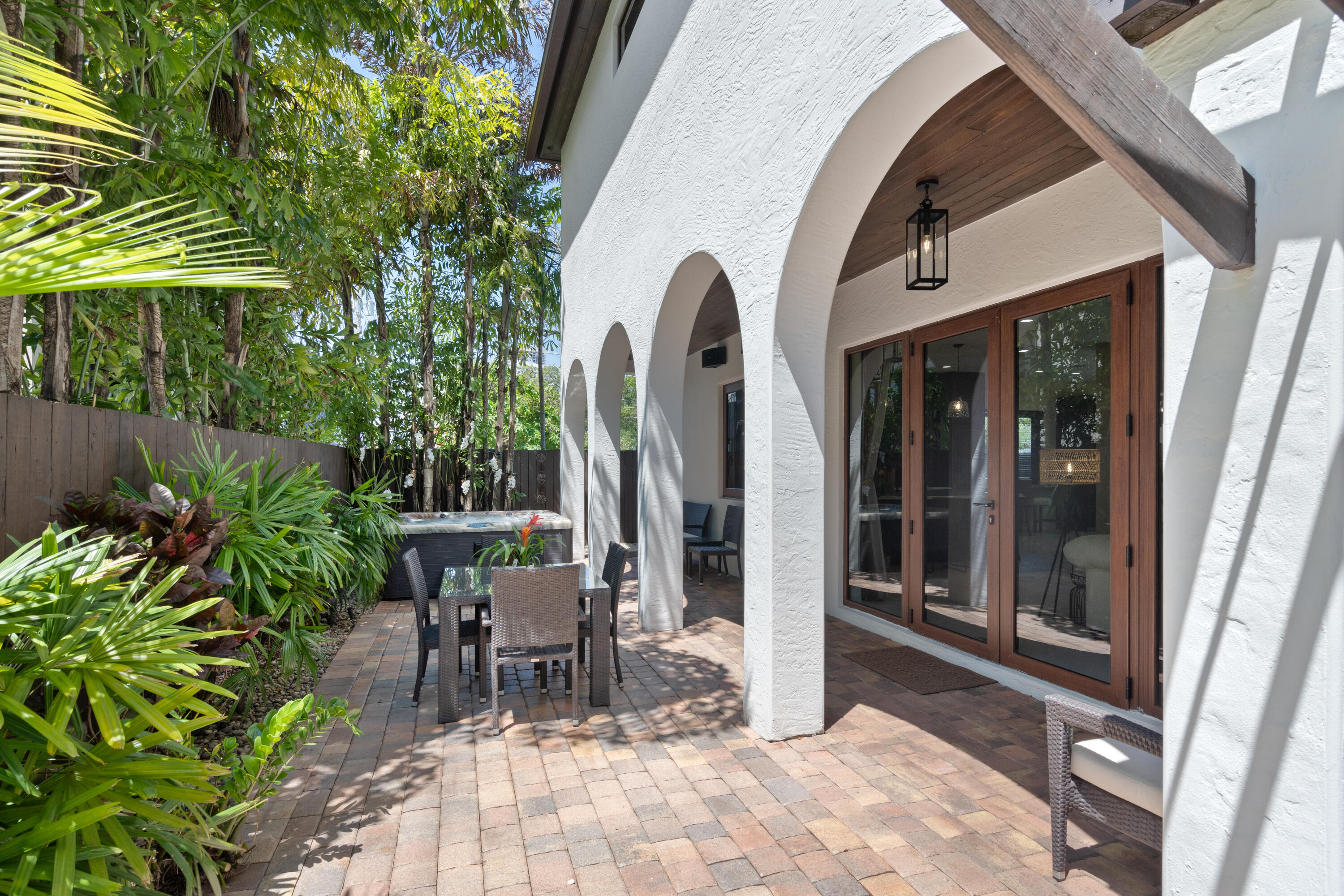 COLEE HAMMOCK - Residential Lease
