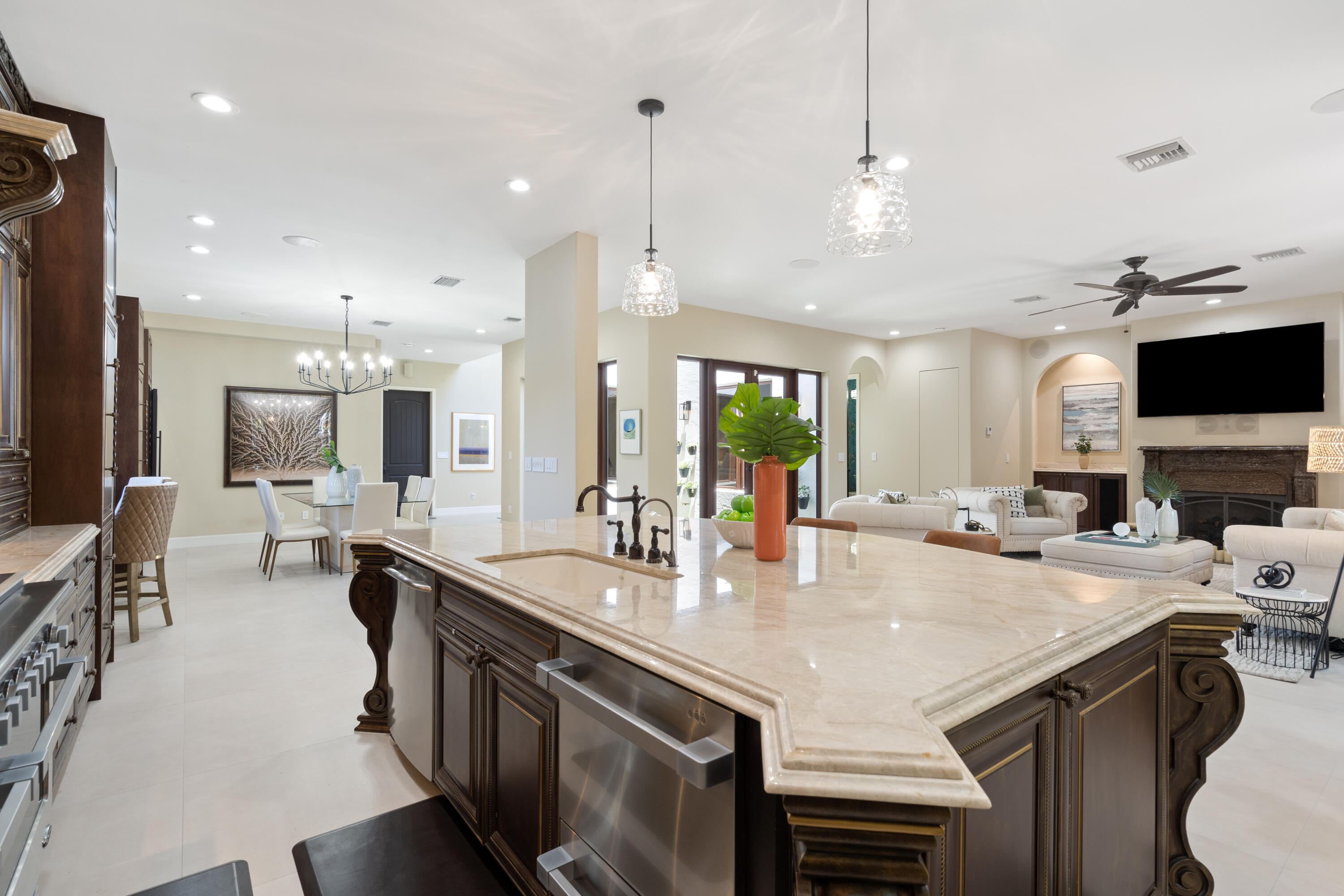 COLEE HAMMOCK - Residential Lease