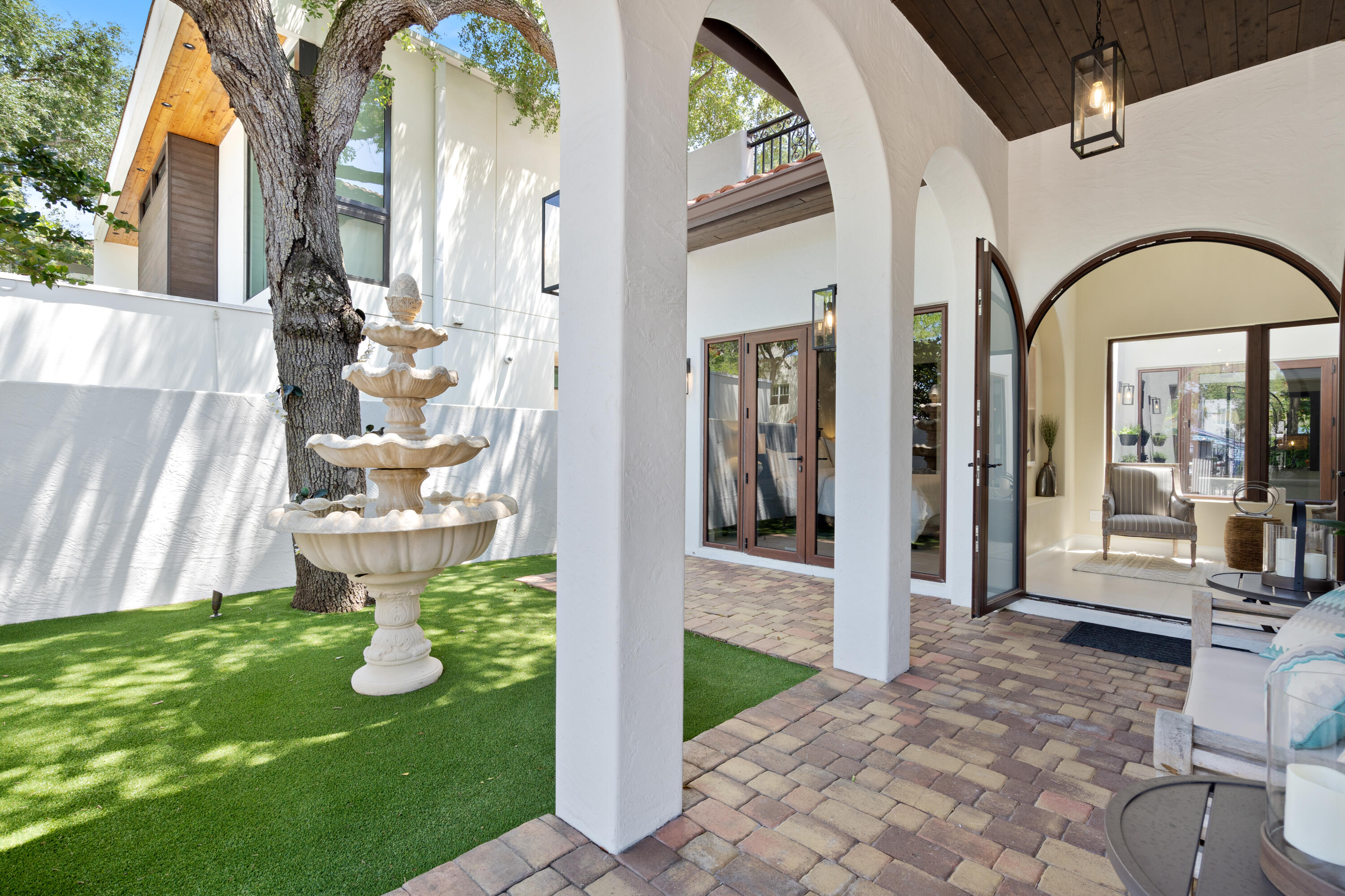 COLEE HAMMOCK - Residential Lease