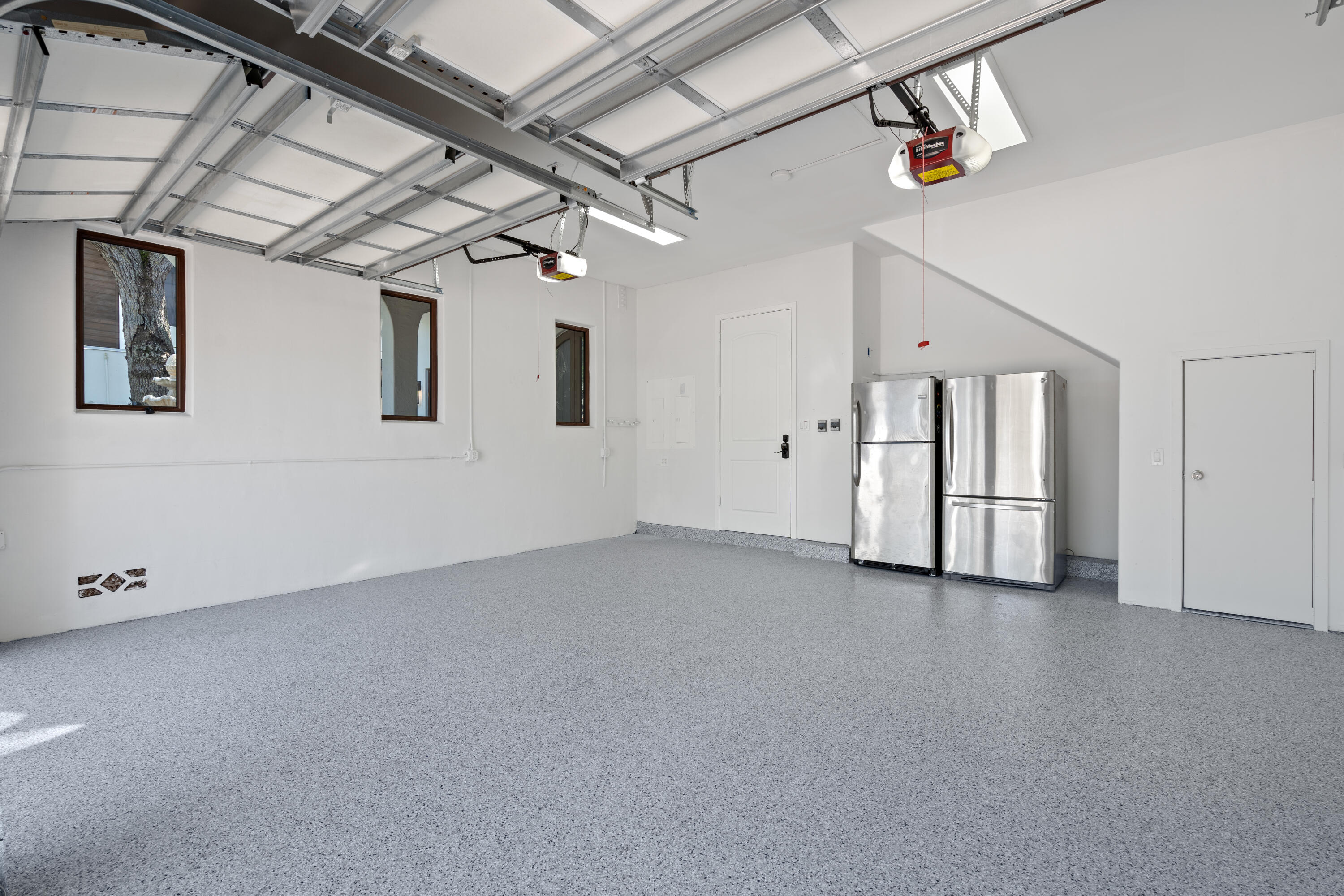 COLEE HAMMOCK - Residential Lease