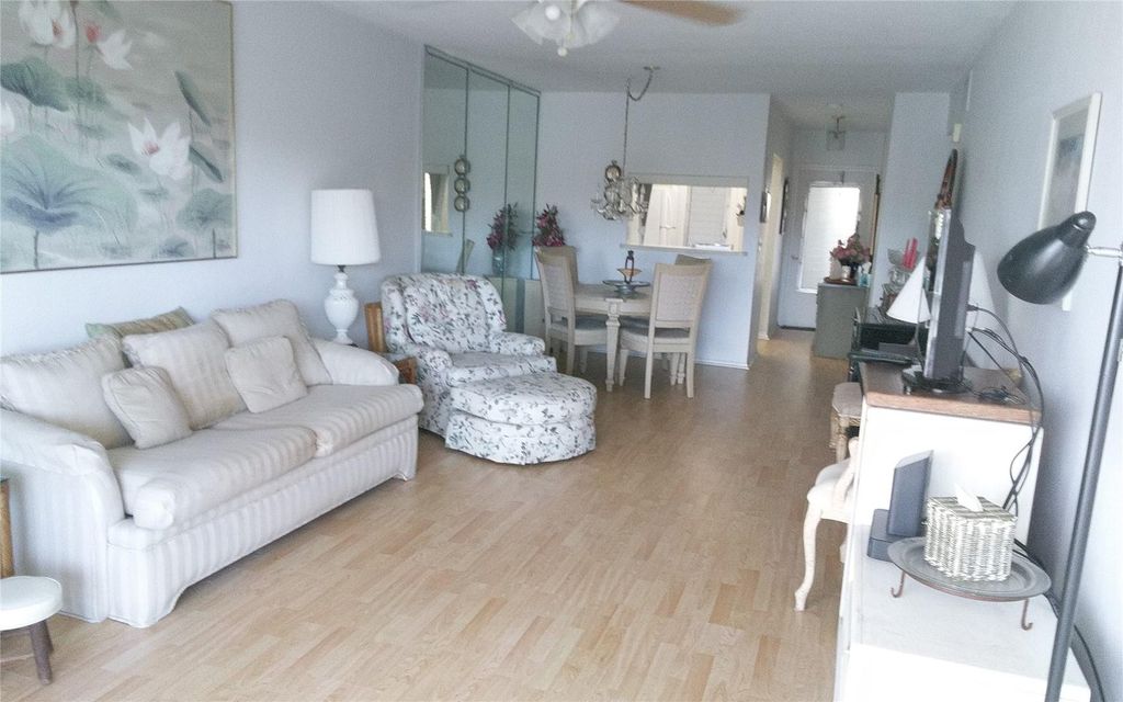 Photo of 465 Paradise Isle Boulevard #306, Hallandale Beach, FL 33009 (MLS # F10506932)