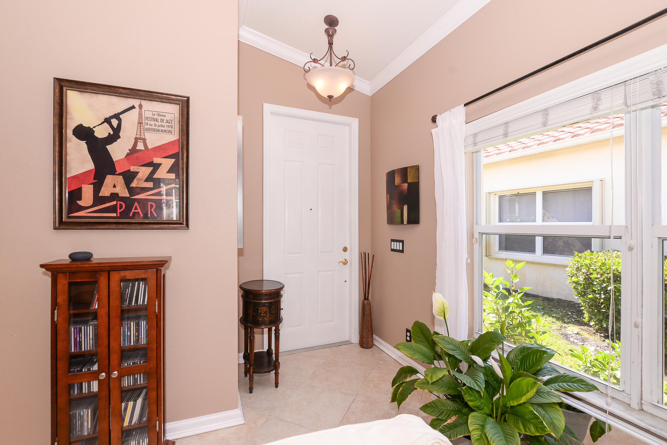 329 NW Treeline Trace