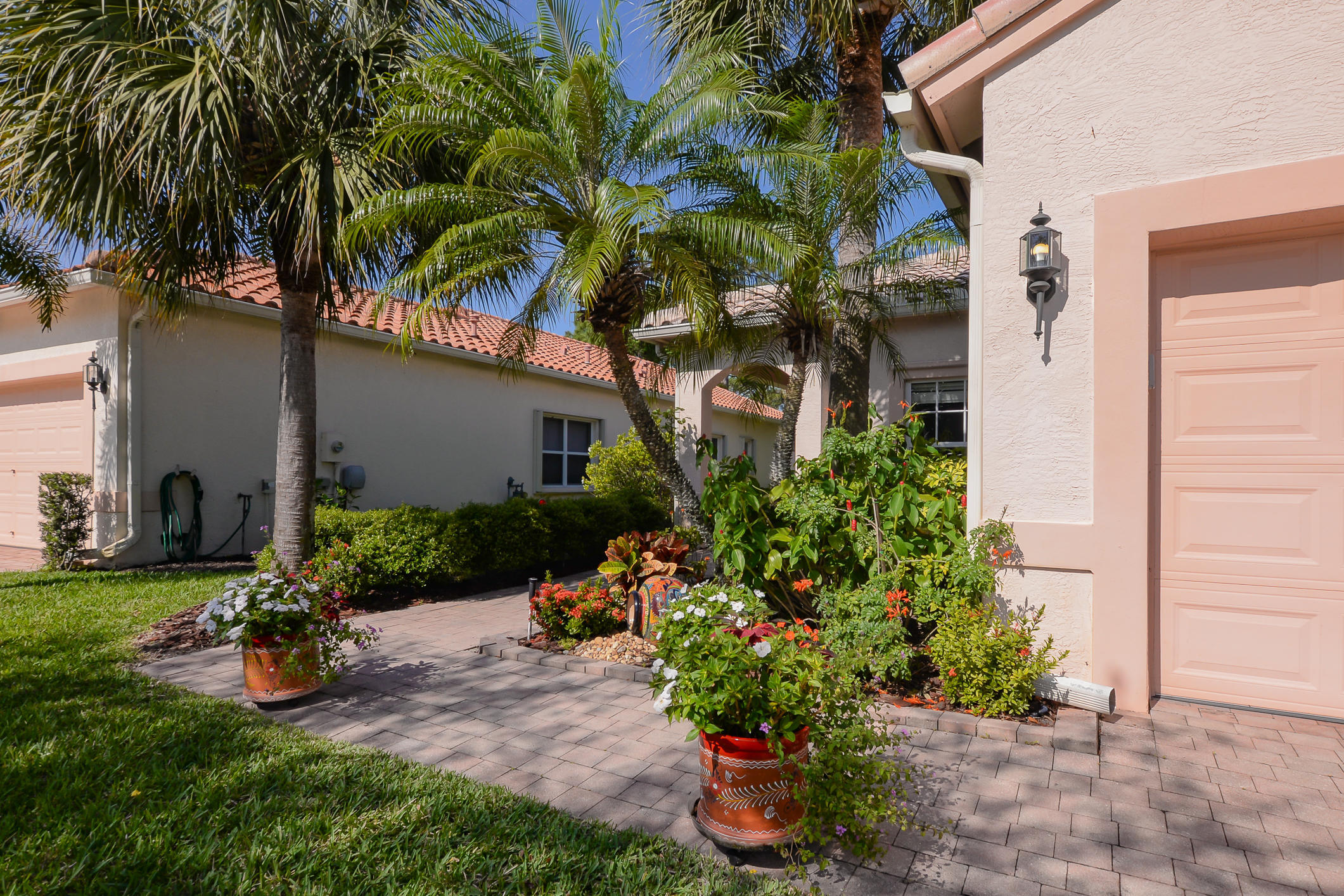 329 NW Treeline Trace