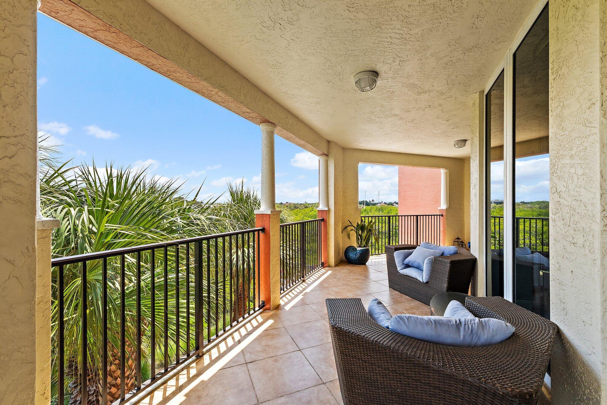 ADMIRAL AT JUPITER YACHT CLUB CONDO - Residential