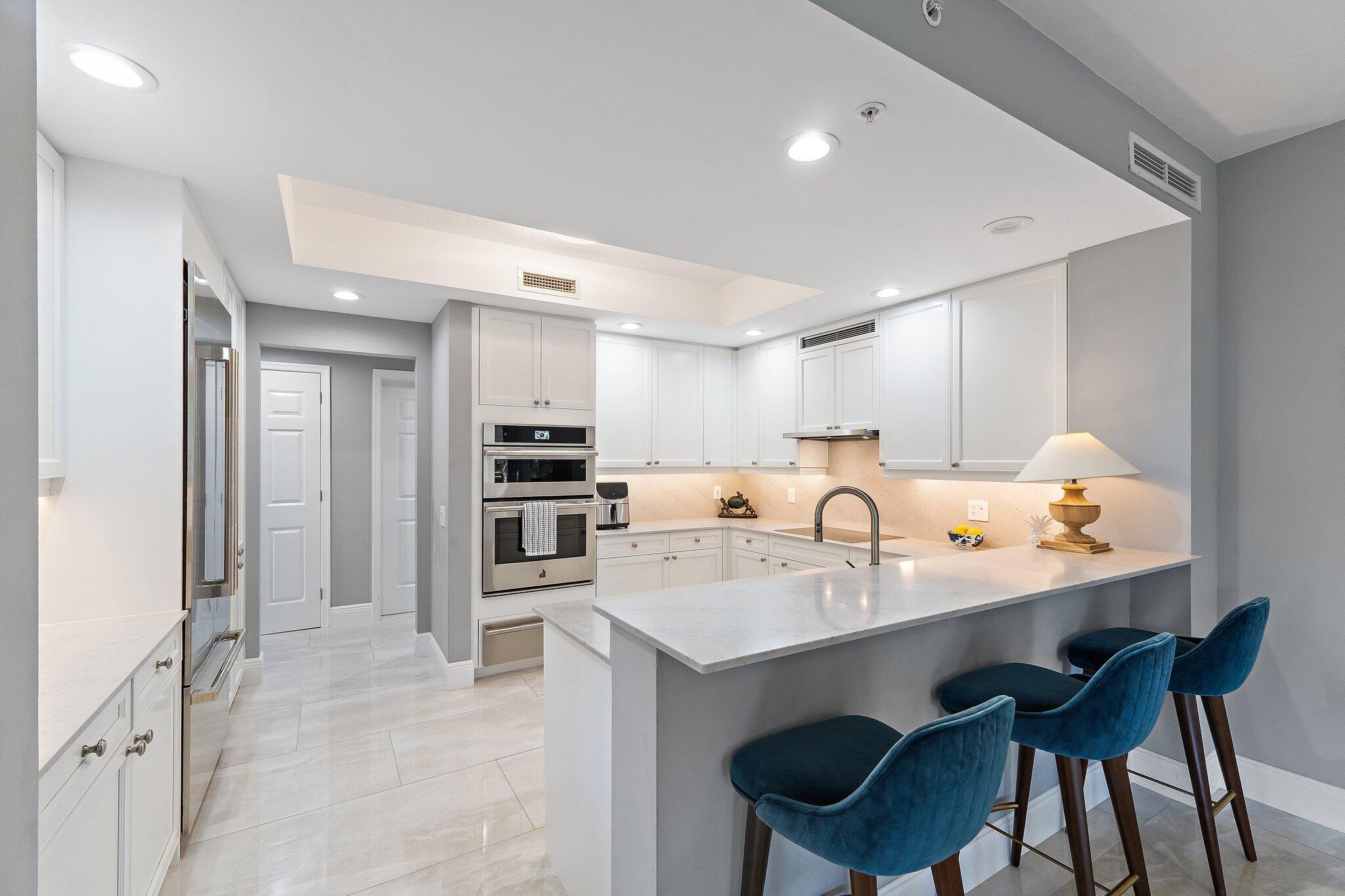 ADMIRAL AT JUPITER YACHT CLUB CONDO - Residential