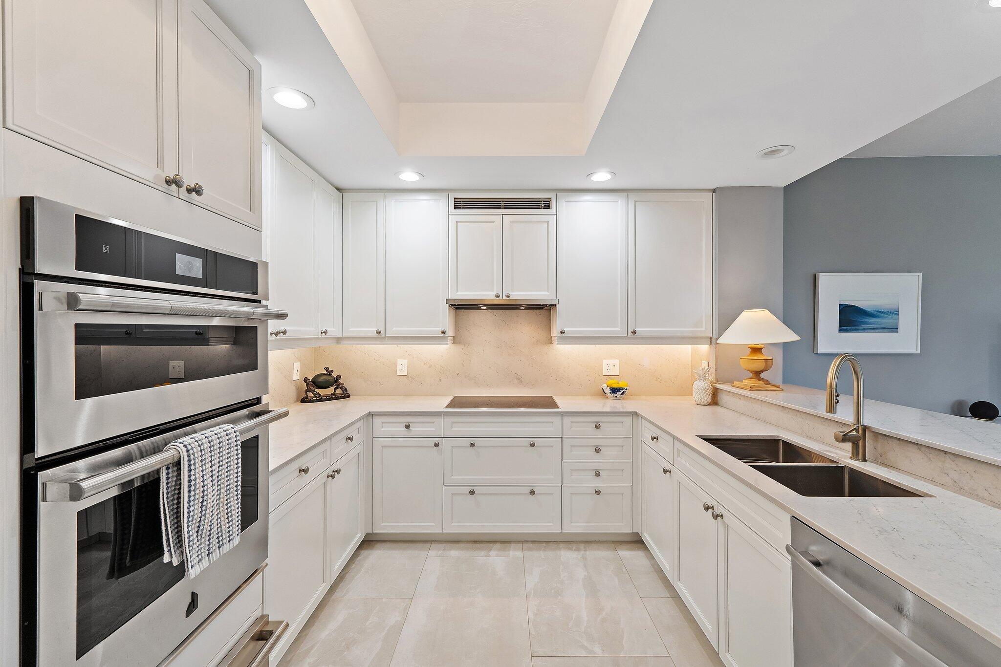 ADMIRAL AT JUPITER YACHT CLUB CONDO - Residential