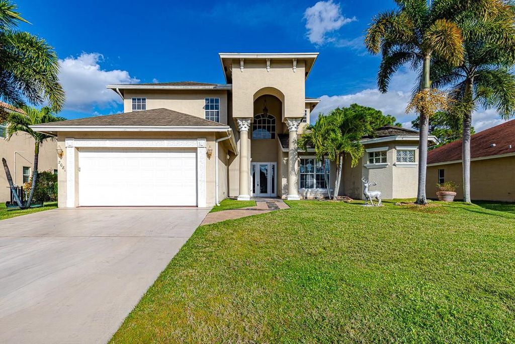 Photo of 2081 SW Bayshore Boulevard, Port Saint Lucie, FL 34984 (MLS # F10541242)