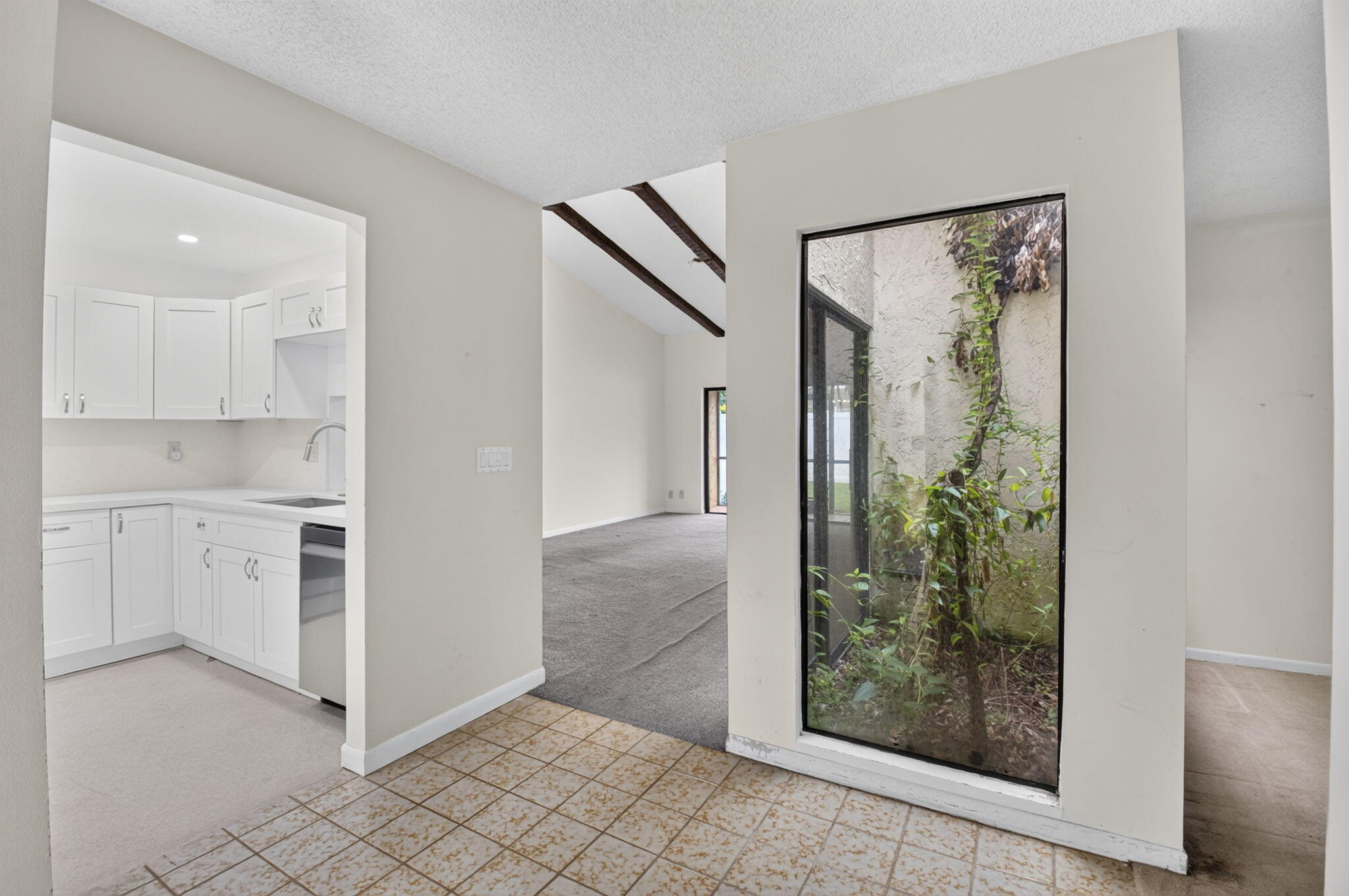 7967 Little Lane