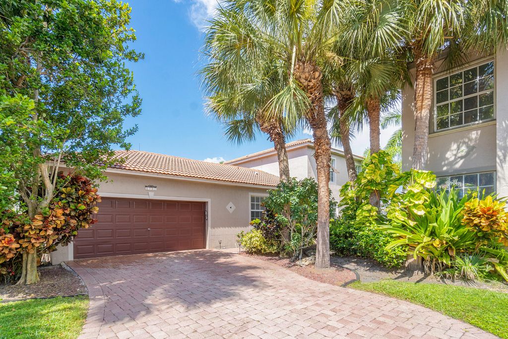 Photo of 1752 Pierside Circle, Wellington, FL 33414 (MLS # R10951360)