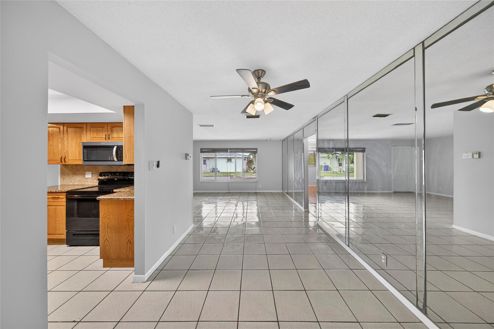 Paradise Gardens Sec 3 72 - Residential