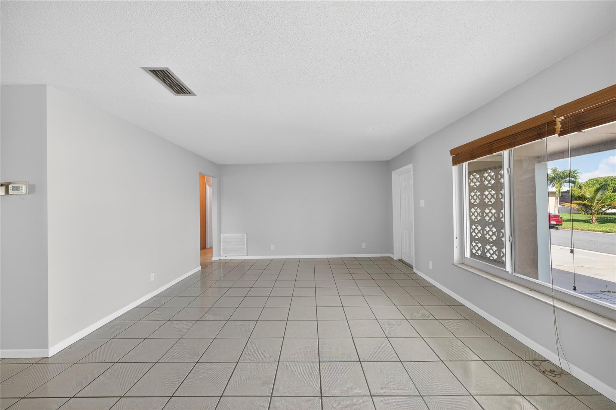 Paradise Gardens Sec 3 72 - Residential