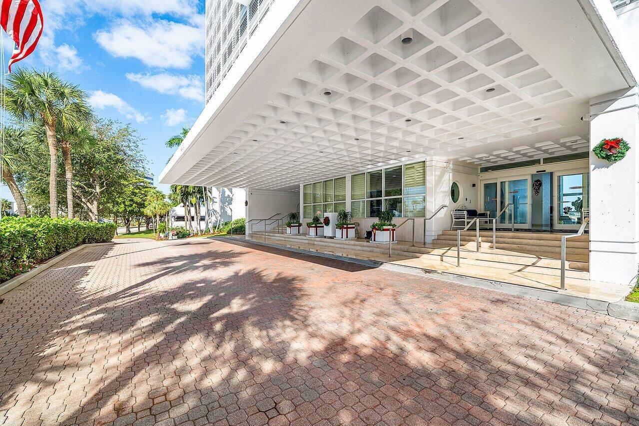 WATERVIEW TOWERS CONDO - Residential