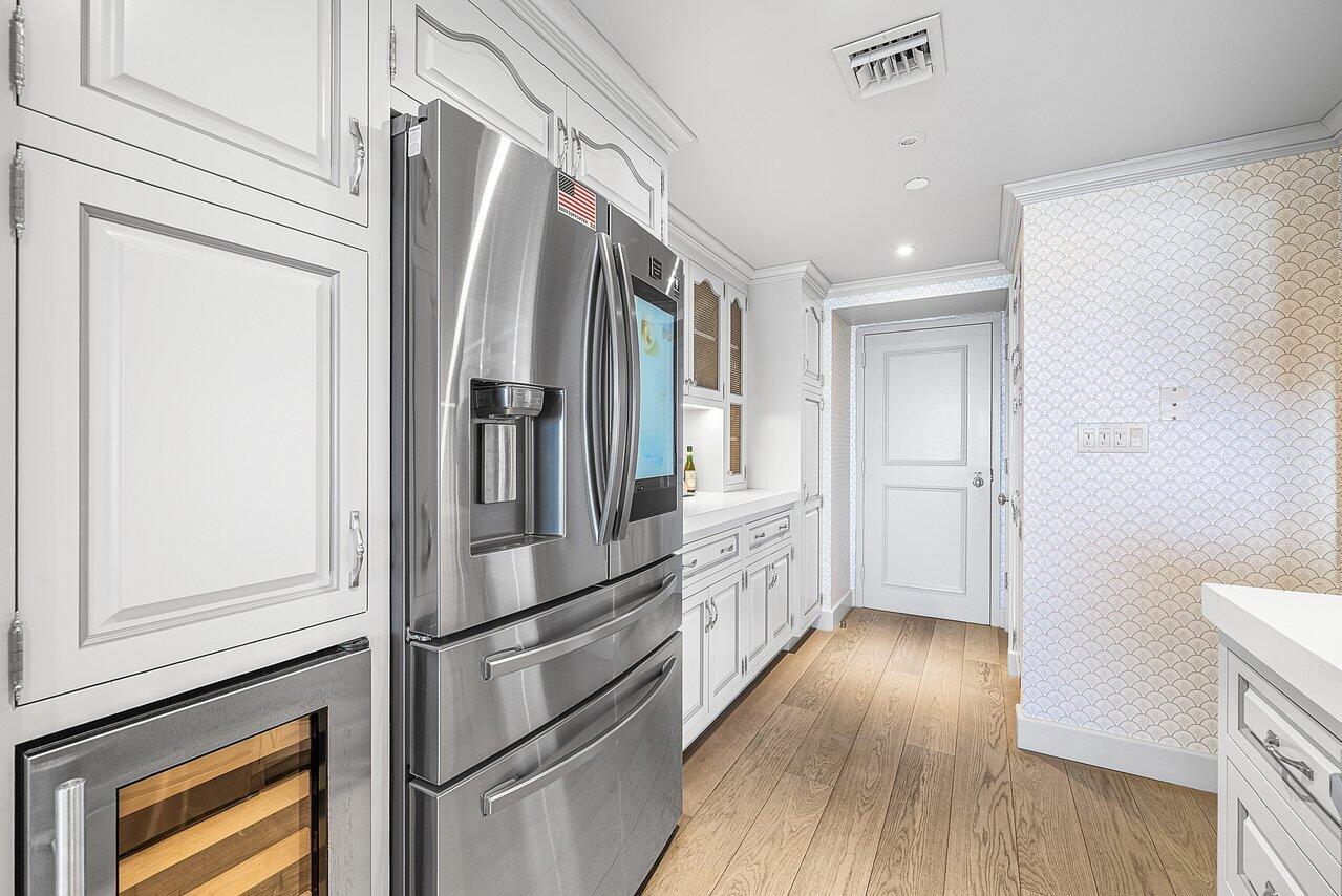 WATERVIEW TOWERS CONDO - Residential