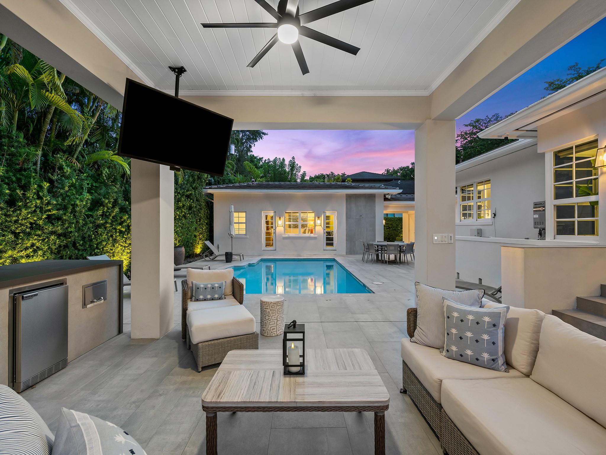 CORAL GABLES GRANADA SEC - Residential