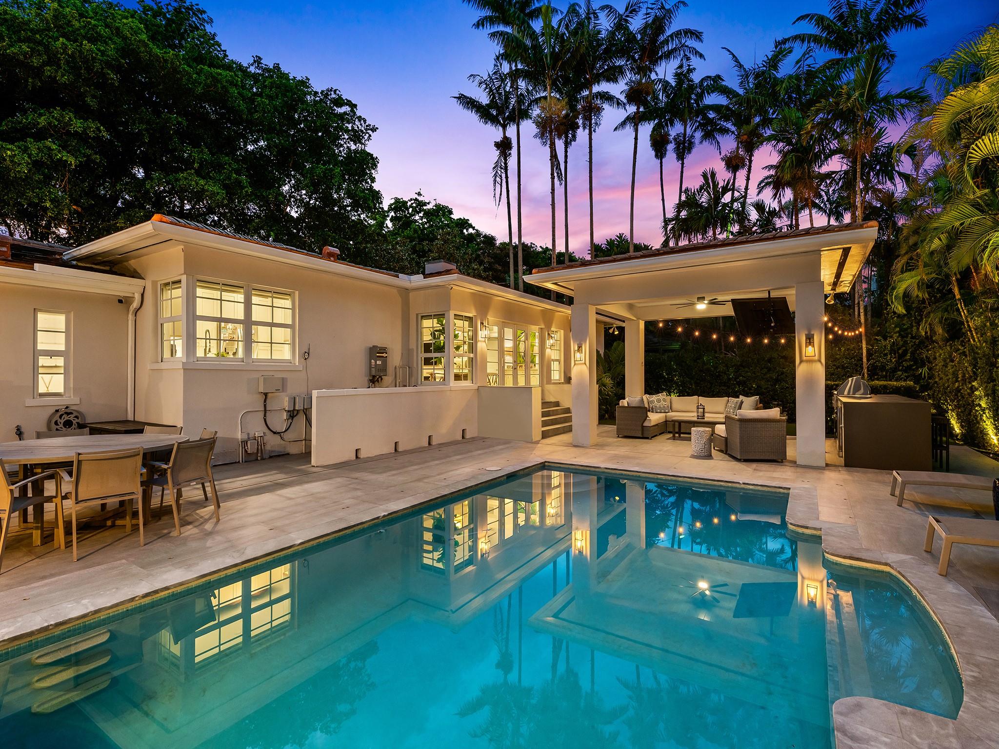 CORAL GABLES GRANADA SEC - Residential