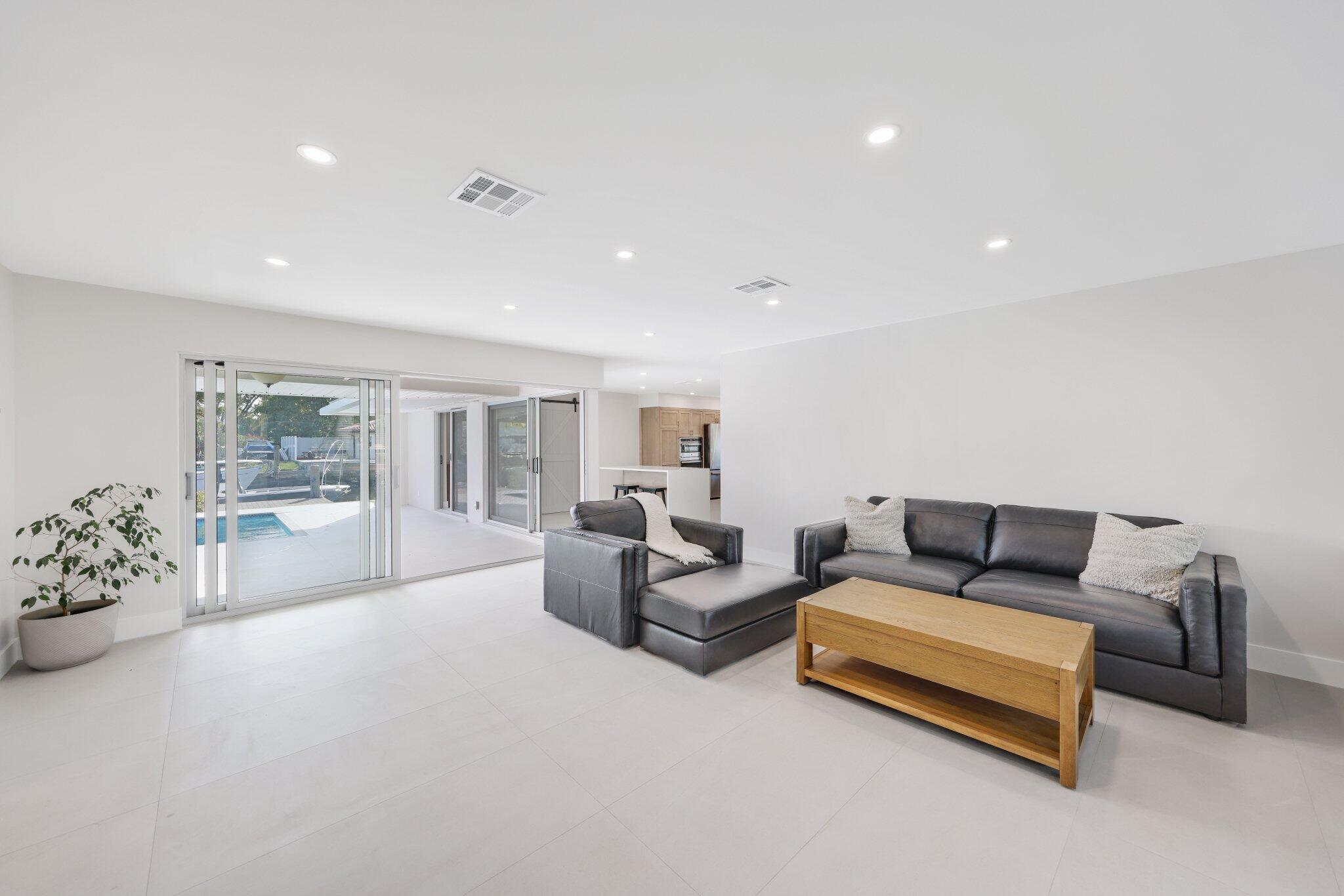 POMPANO ISLES SEC - Residential Lease