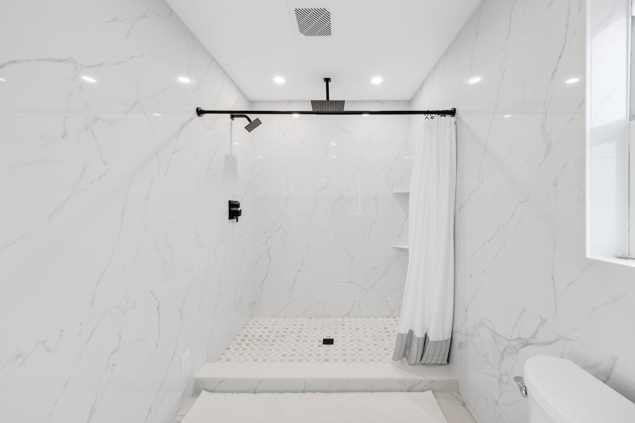 POMPANO ISLES SEC - Residential Lease