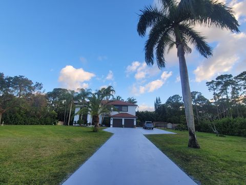 A home in Loxahatchee