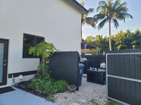 A home in Loxahatchee