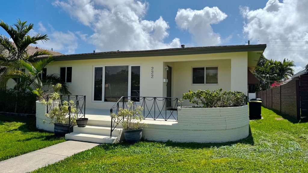 Photo of 222 SE 2nd Terrace, Dania Beach, FL 33004 (MLS # B26014865)