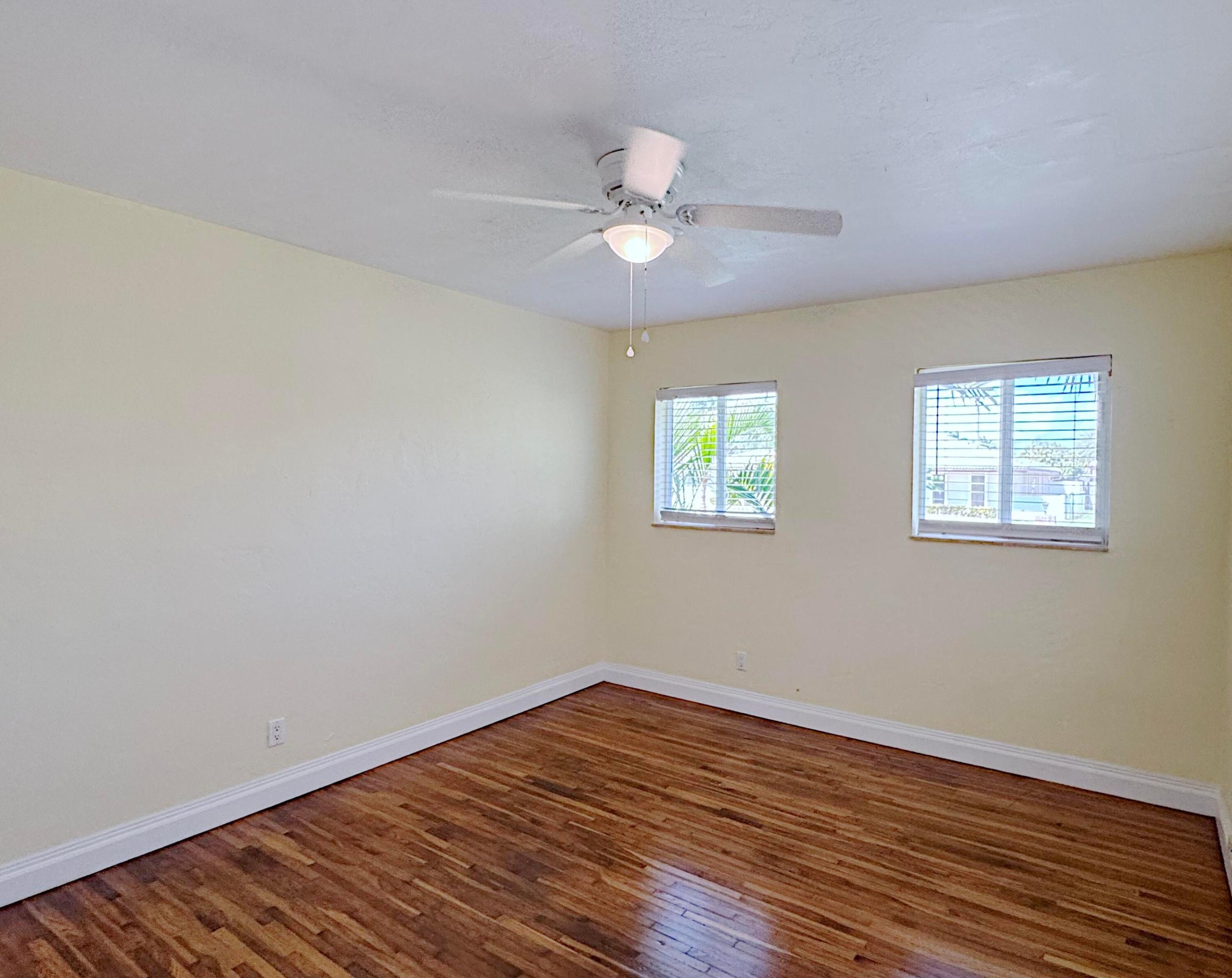 DANIA GOLF VIEW - Residential