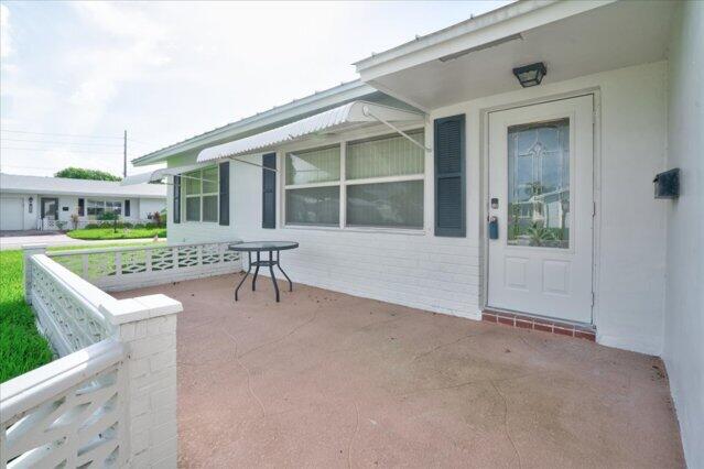 1590 SW 13th Terrace
