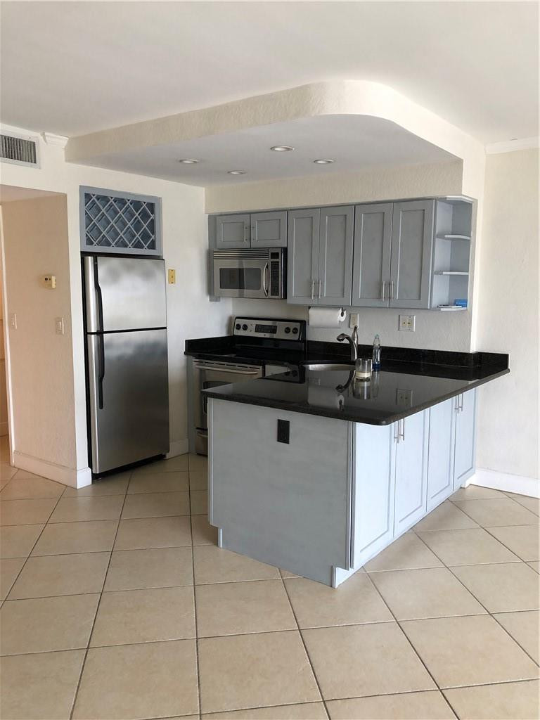 Lauderdale Tower Condo - Residential Lease