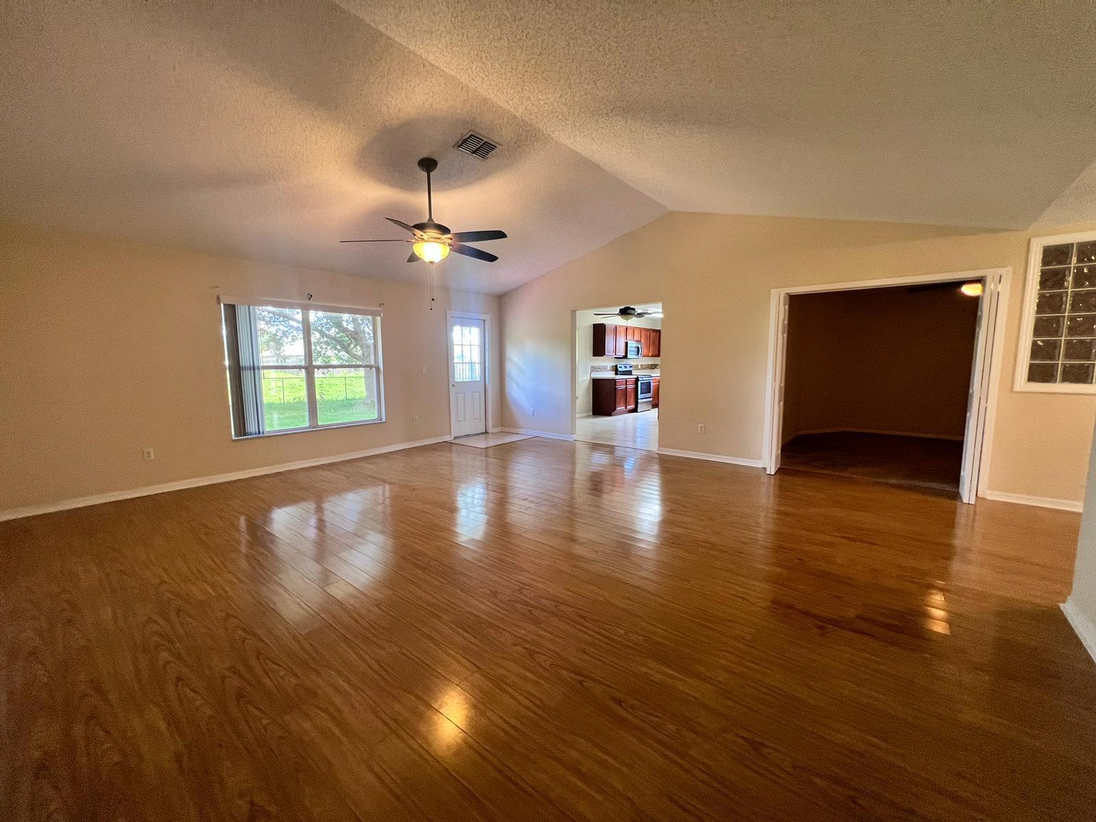 PORT ST LUCIE SECTION 33 - Residential Lease