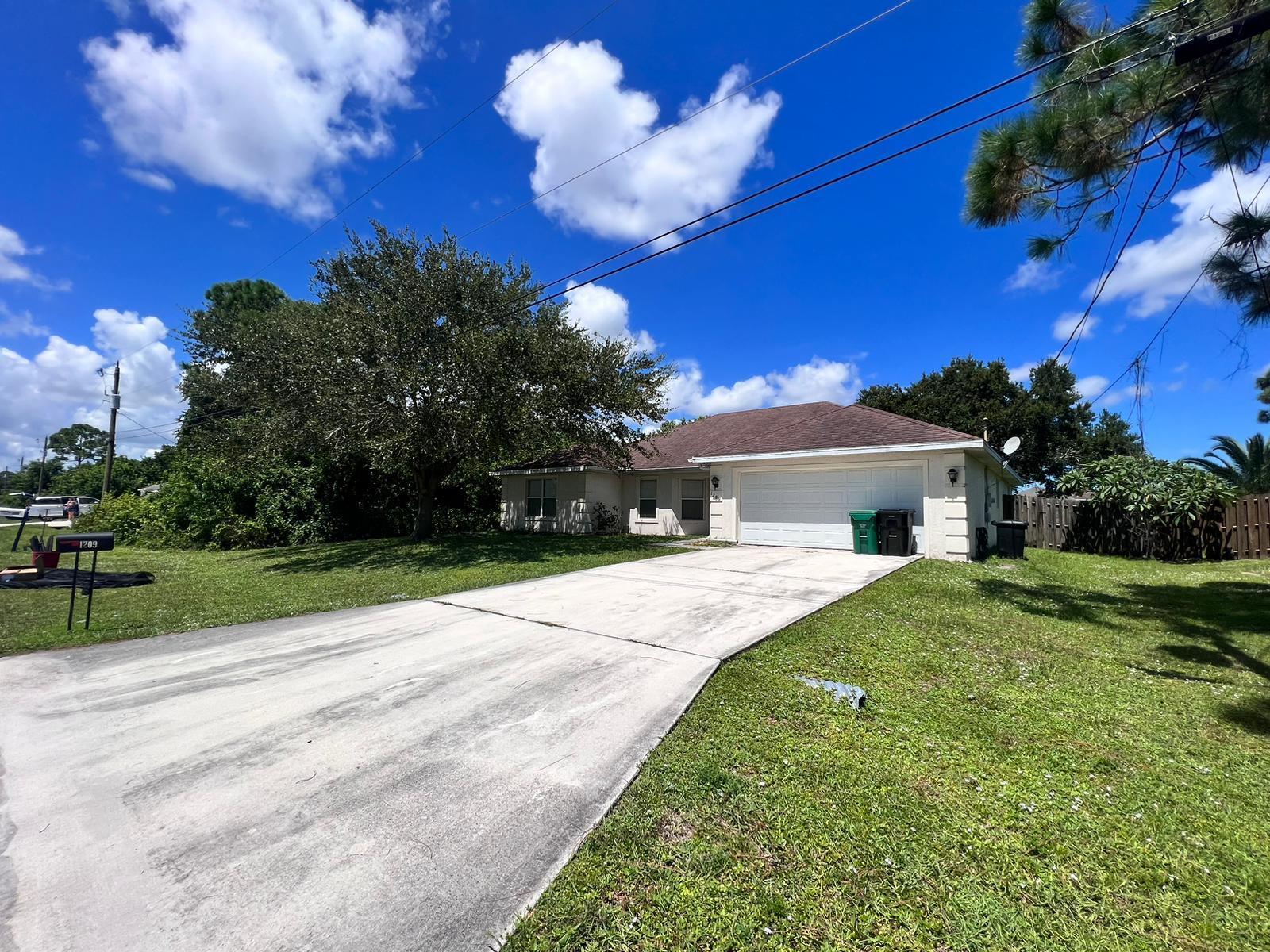 PORT ST LUCIE SECTION 33 - Residential Lease