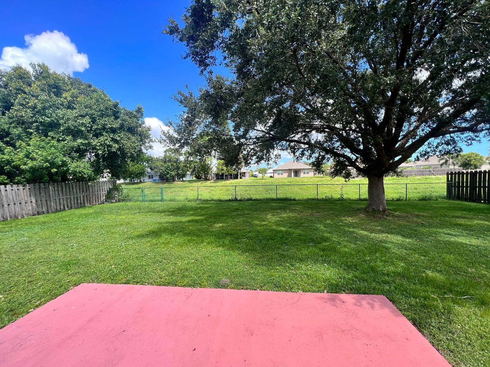 PORT ST LUCIE SECTION 33 - Residential Lease