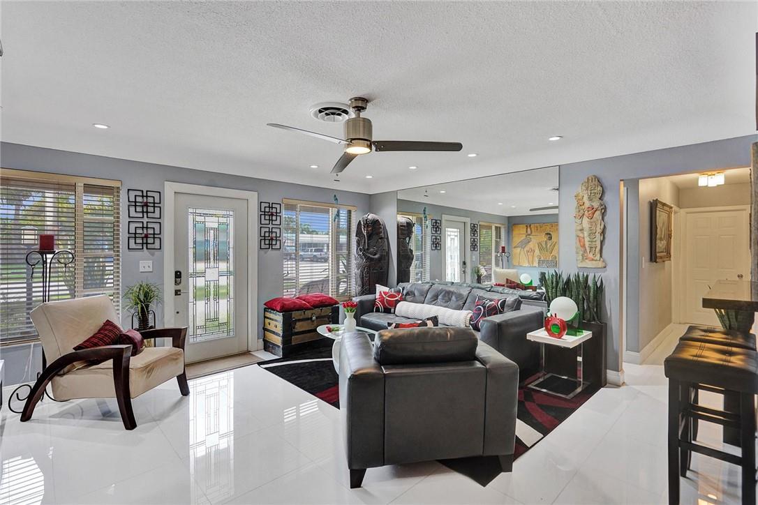 Lloyd Estates Add Corr - Residential