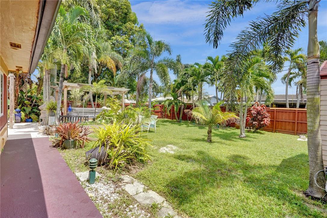 Lloyd Estates Add Corr - Residential