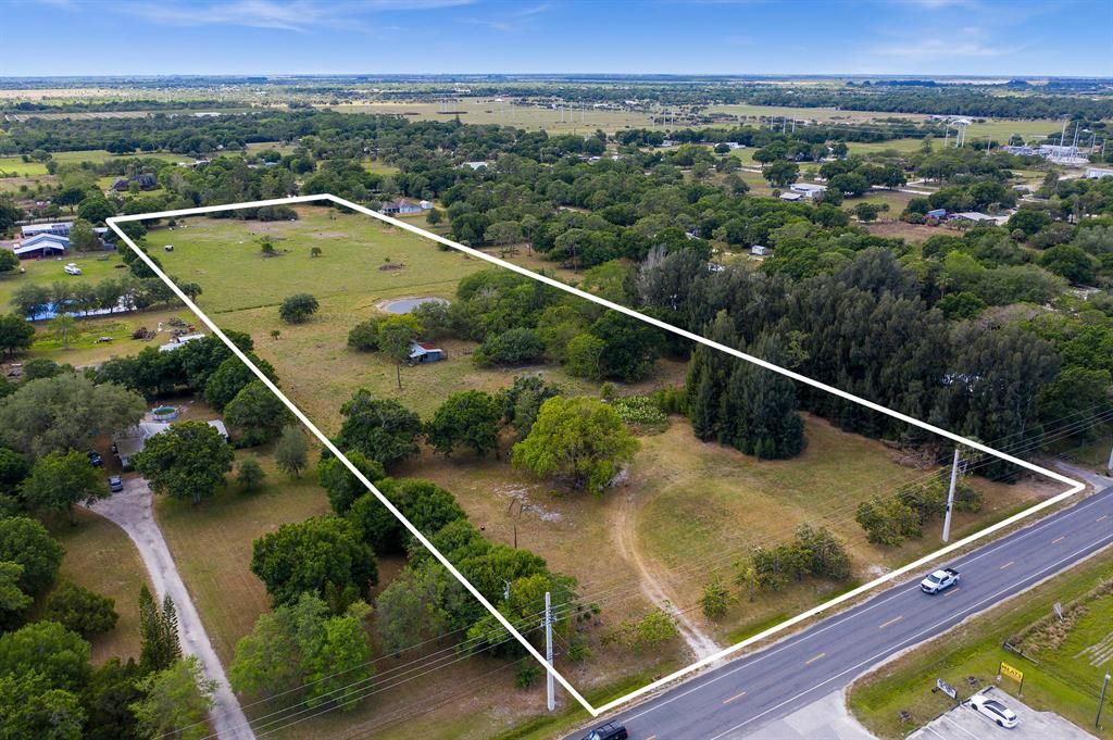 Photo of 11721 Orange Avenue, Fort Pierce, FL 34945 (MLS # R10707493)