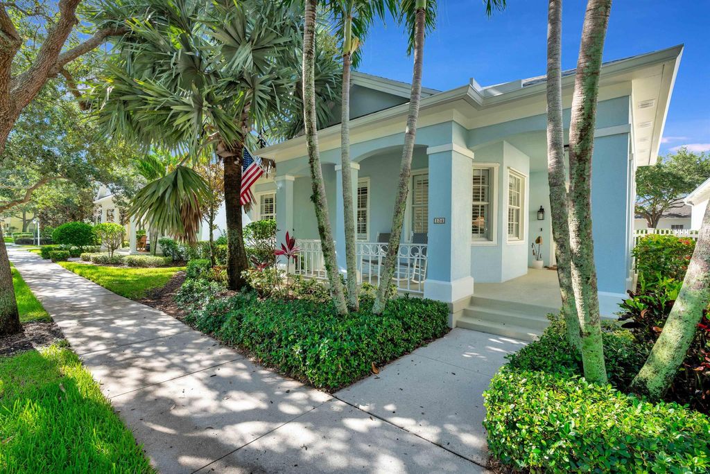 Photo of 134 Poinciana Drive, Jupiter, FL 33458 (MLS # R11003130)