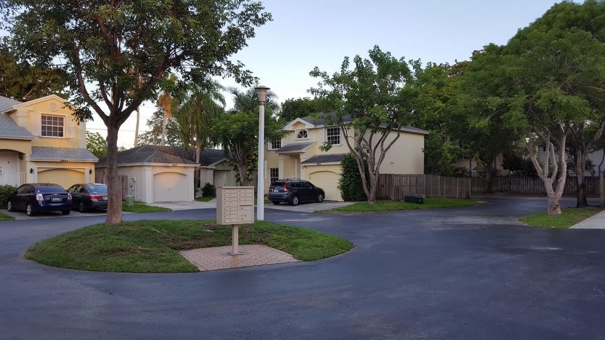 9851 SW 117th Court, Miami FL 33186