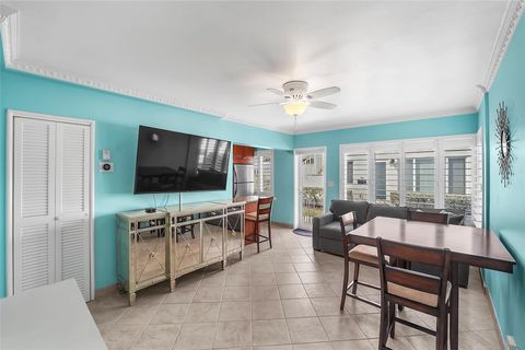 Tiny photo for 1187 Hillsboro Mile #9e, Hillsboro Beach, FL 33062 (MLS # F10554033)