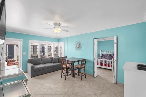 Tiny photo for 1187 Hillsboro Mile #9e, Hillsboro Beach, FL 33062 (MLS # F10554033)