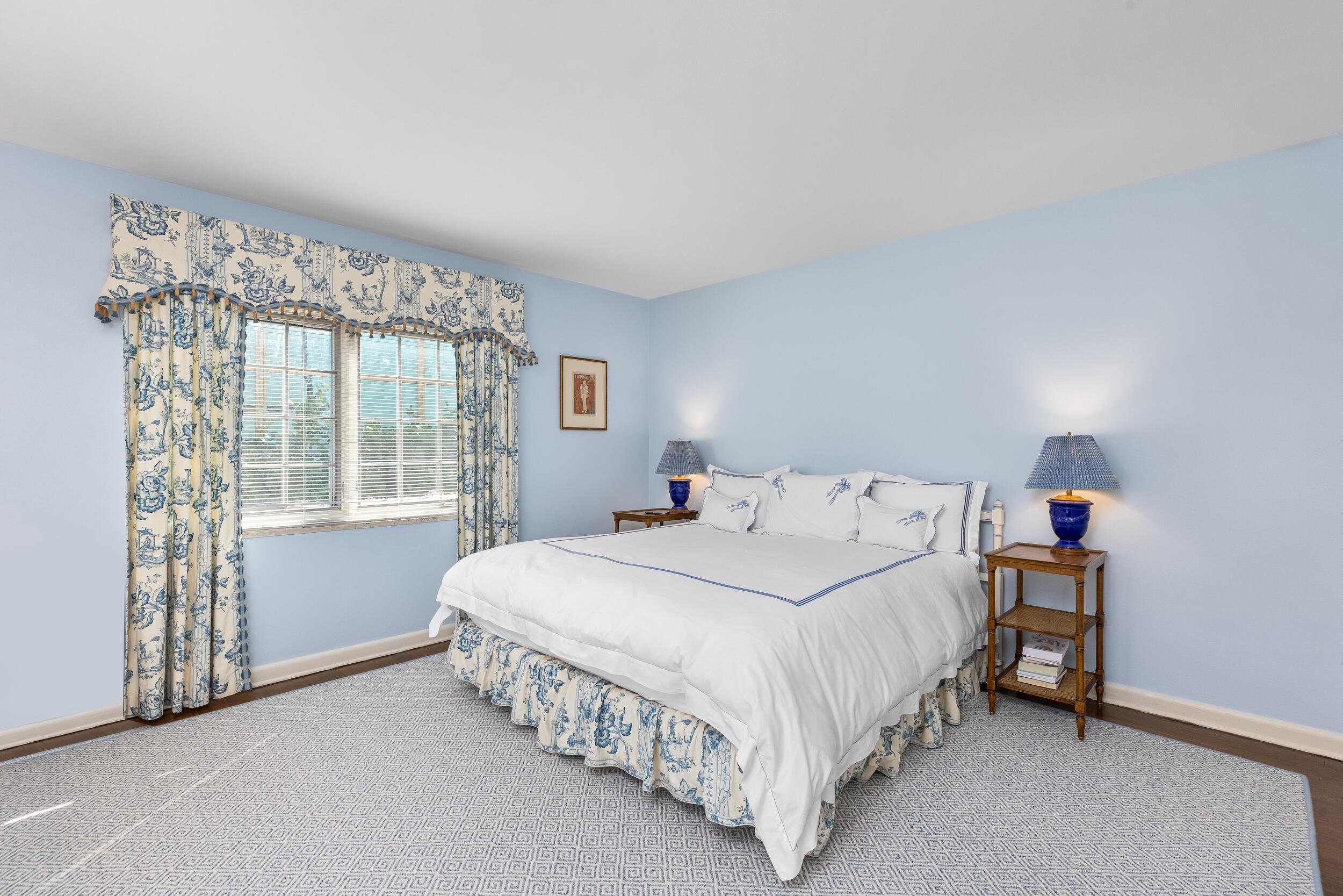 EAST SHORE - Residential