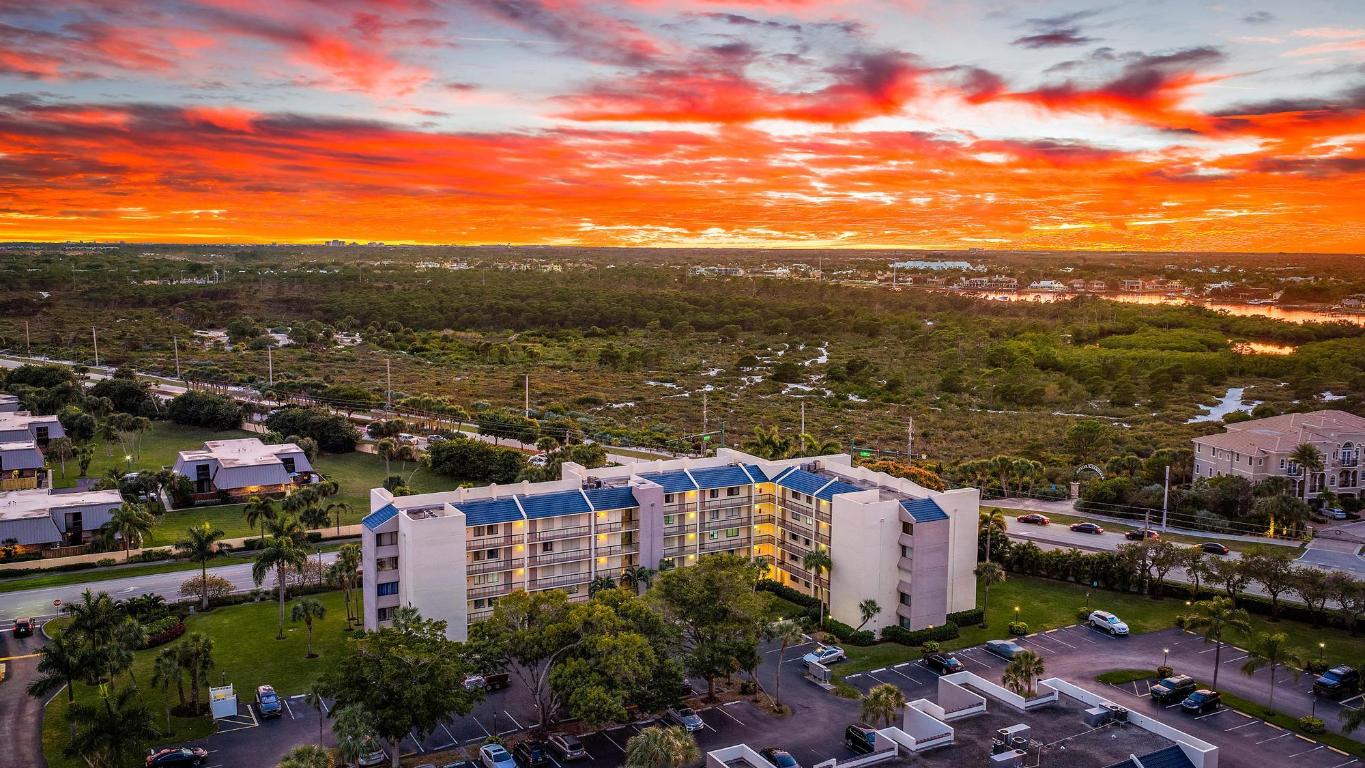 Jupiter Ocean Racquet Club - Residential