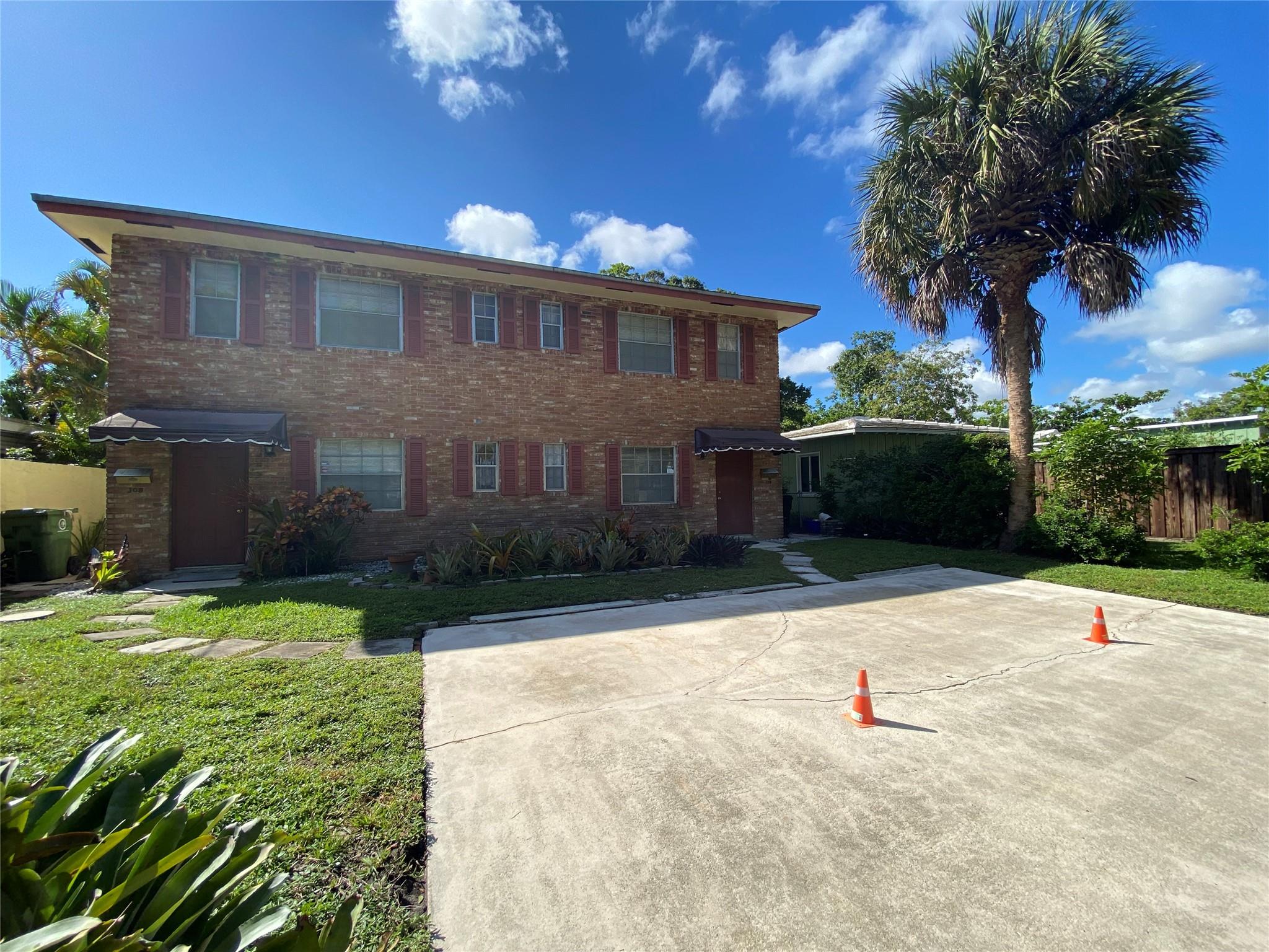 CROISSANT PARK - Residential Lease