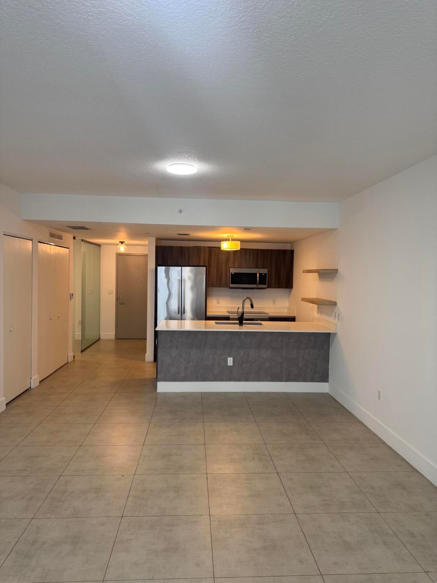 488 NE 18th Street 2106