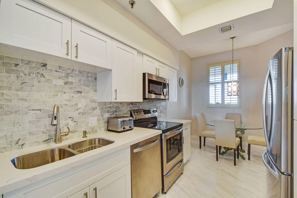 TWELVE OAKS - Residential Lease